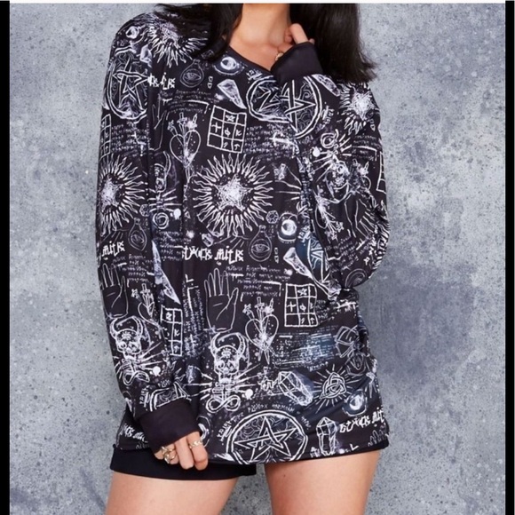 Blackmilk Tops - Blackmilk Spellbound BFT Size Large